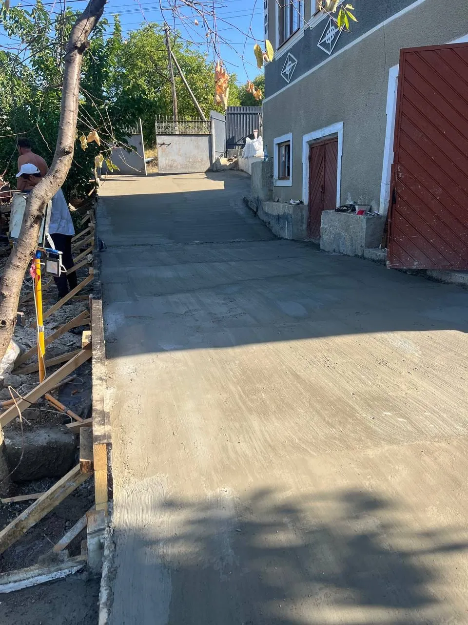 Betonare curte